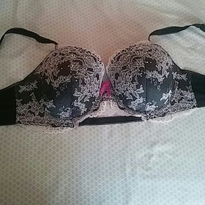 Victoria secret bra 34DD